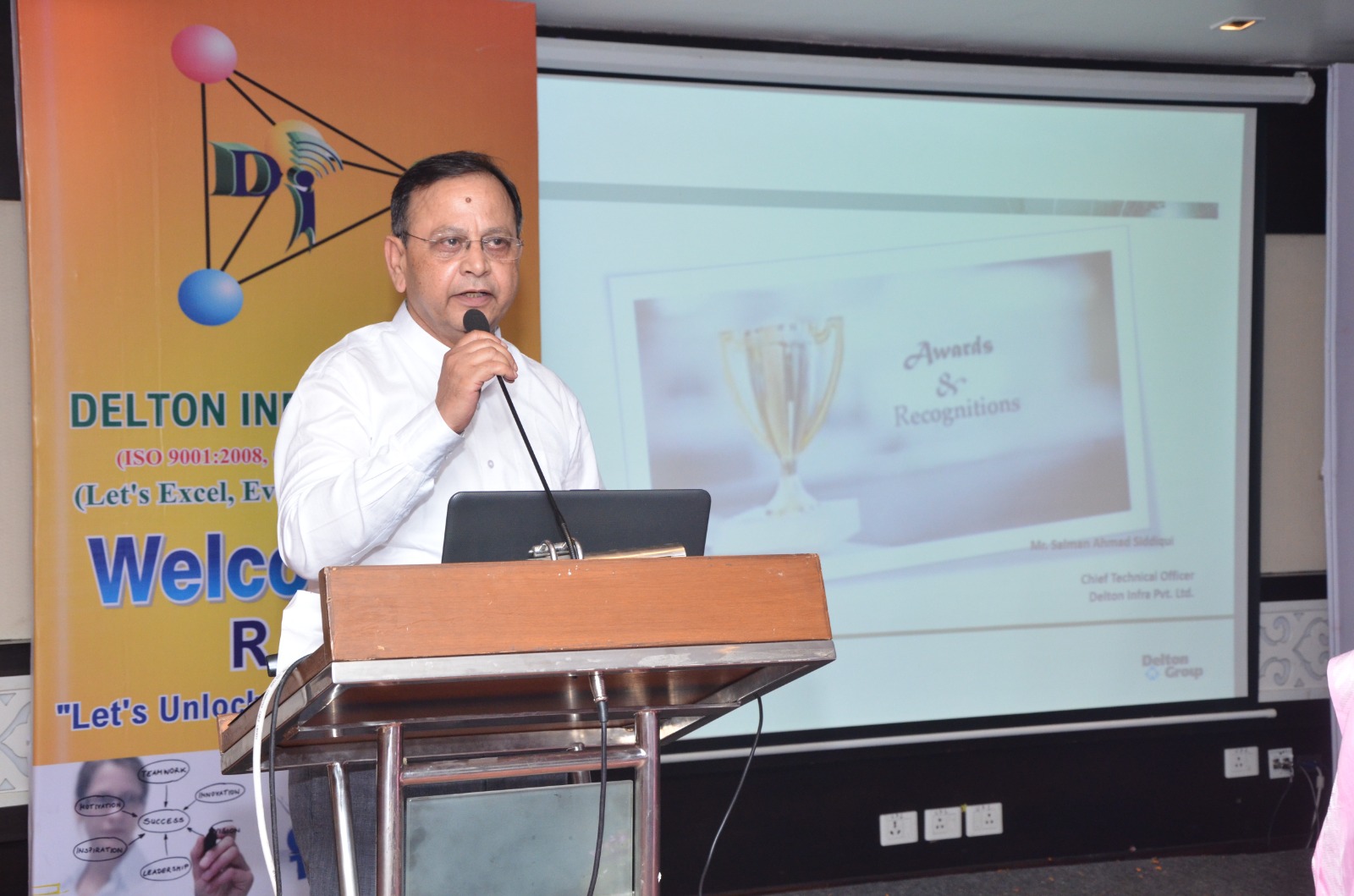 Salman Ahmad Siddiqui addressing an operations recognition event as Chief Technical Officer, Delton Infra, 2017